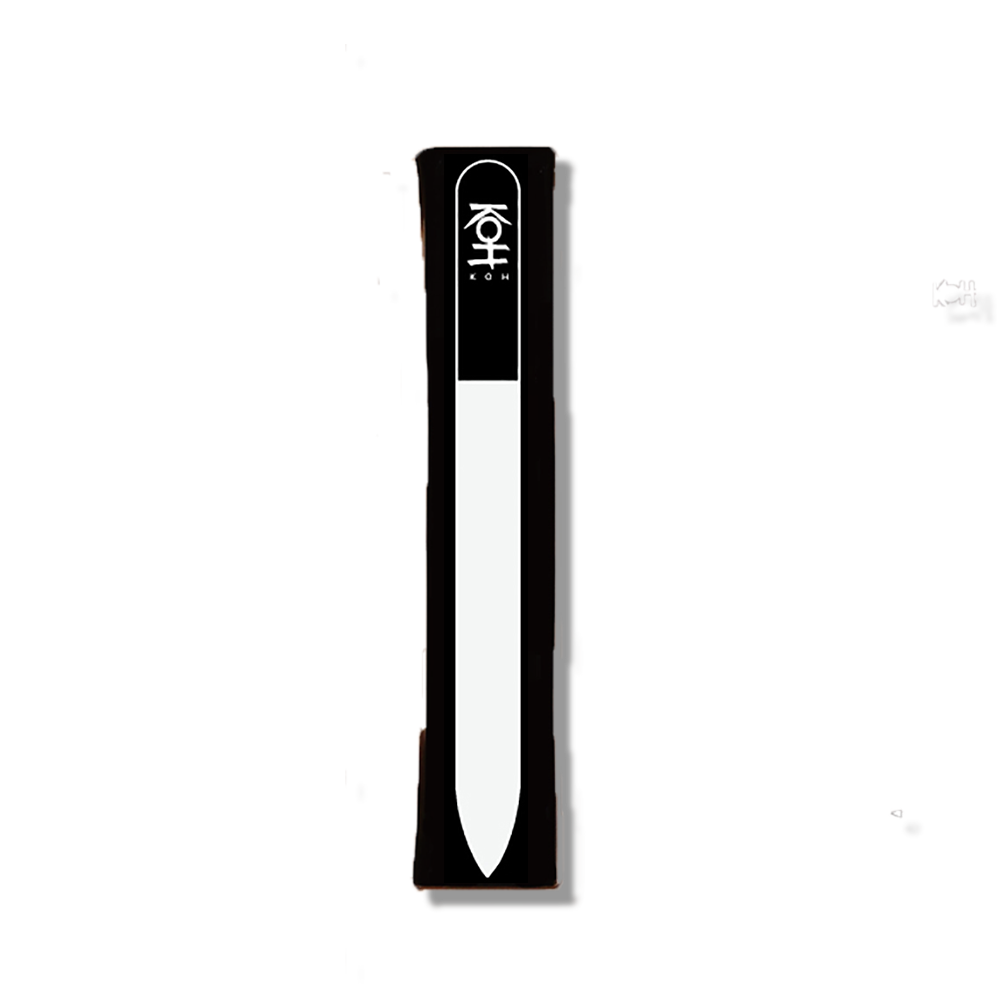 KOH クリスタルネイルファイル ミディアムサイズ。ガラス製の爪やすりで、二枚爪を防ぎながら爪先をなめらかに整える高耐久ファイル。