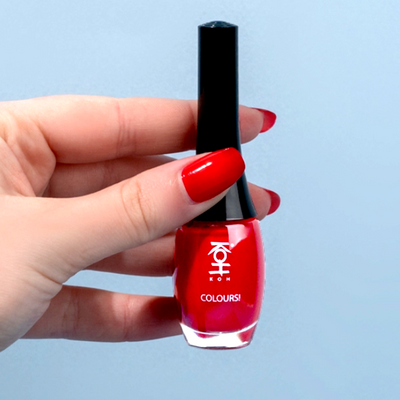 124 鮮やかレッド