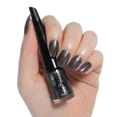 ネイルカラー マニキュア エローム HEROME テイクアウェイネイルカラーズ179 爪に塗布