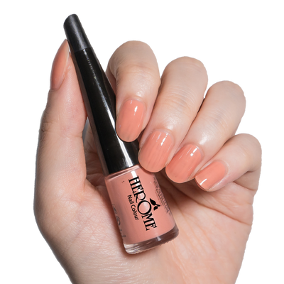 エローム Herome テイクアウェイネイルカラーズ081 爪に塗布01 ネイルカラー マニキュア 