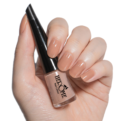 エローム Herome テイクアウェイネイルカラーズ082 爪に塗布01 ネイルカラー マニキュア 